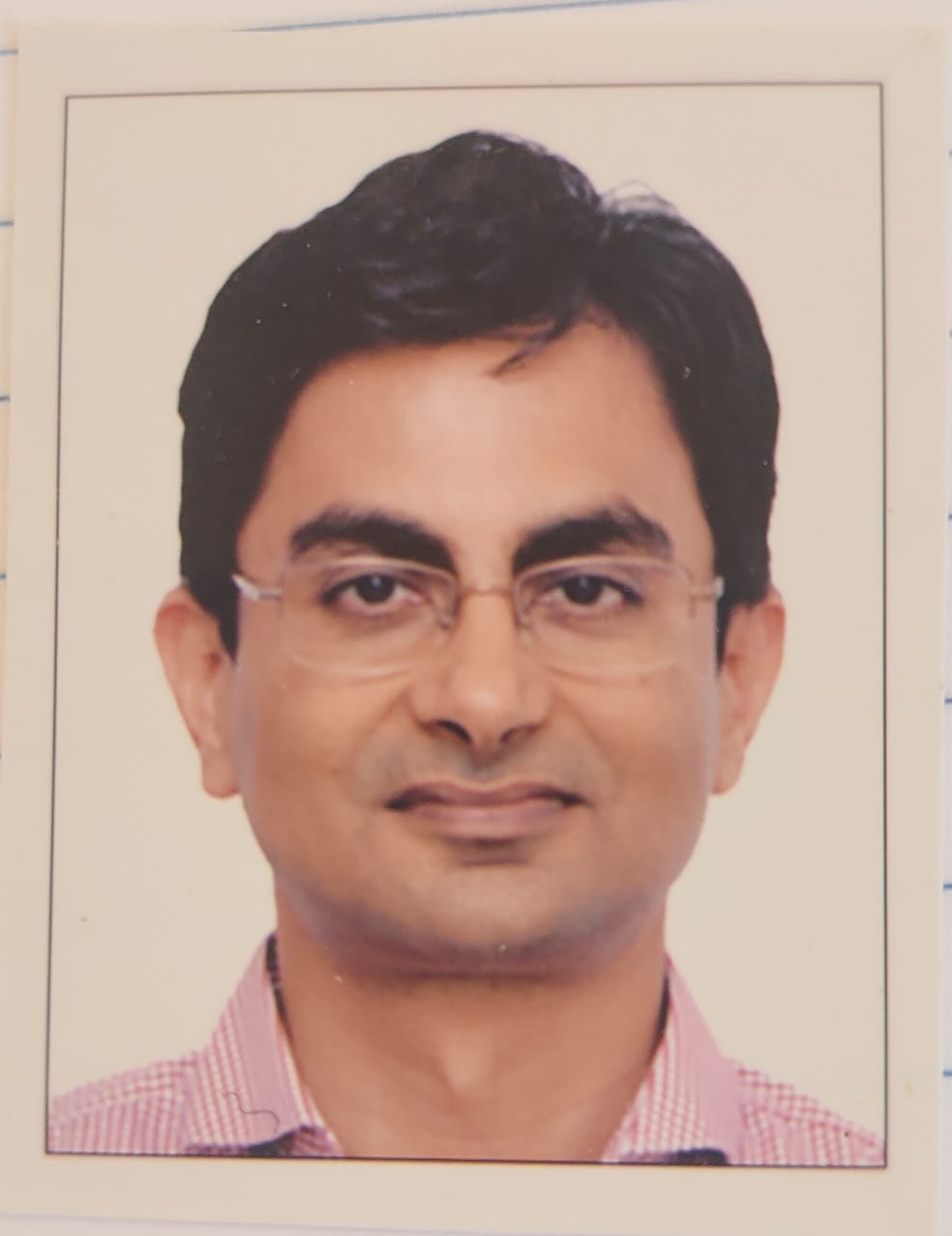 Shri Vinod Kumar Tripathi